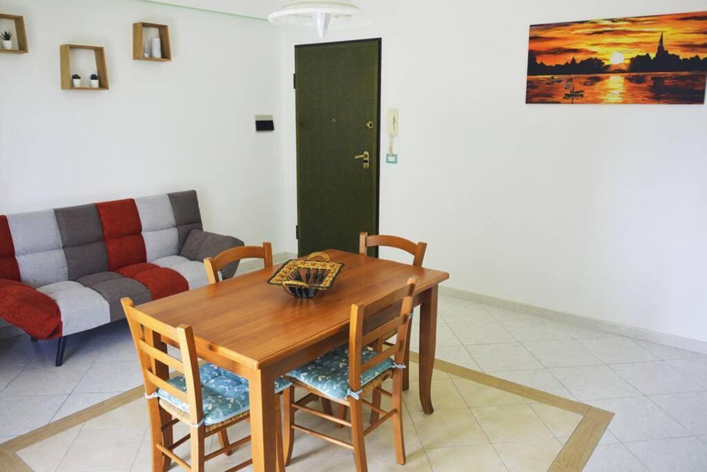 Appartamento Casasolemare Fondachello Fondachello  Bagian luar foto
