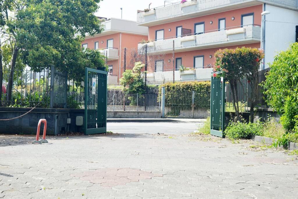 Appartamento Casasolemare Fondachello Fondachello  Bagian luar foto