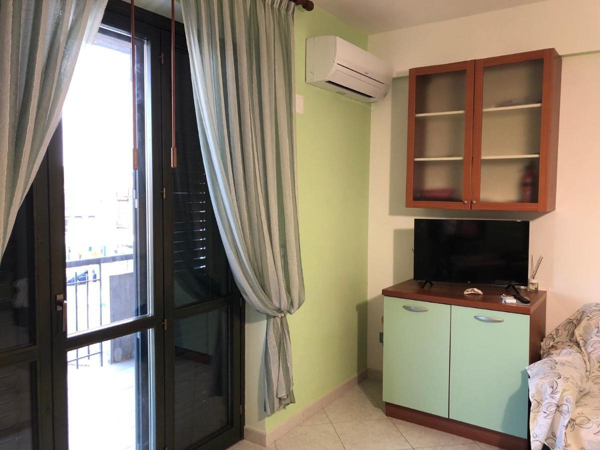 Appartamento Casasolemare Fondachello Fondachello  Bagian luar foto